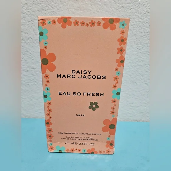 Limited Edition Marc Jacobs Daisy Eau So Fresh Daze Perfume - Picture 2 of 5